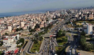 Bayram tatili sona erdi: D-100’de yoğunluk oluştu