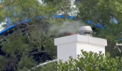 Beyaz Saray’da barış sonrası beyaz duman yükseldi