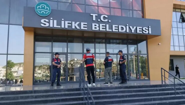 CHP’li Silifke Belediyesi’ne operasyon: Başkan Yardımcısı Yörükçü de gözaltına alındı
