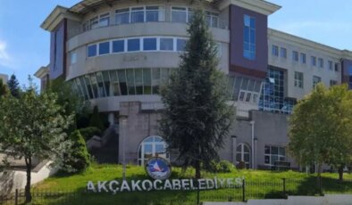 CHP’nin kazandığı Akçakoca Belediye Meclisi’nde AKP’li Ünal Başkanvekili seçildi