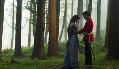 Çılgın Kalabalıktan Uzak filminin konusu ne? Çılgın Kalabalıktan Uzak filminin oyuncuları kim?