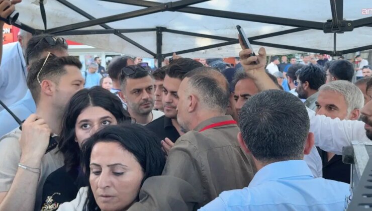 Diyarbakır’daki mitingte milletvekilleri ile polis arasında ‘flaş bellek’ gerginliği