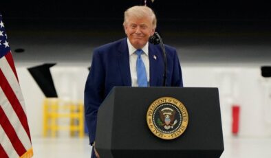 Donald Trump’tan İngiltere Başbakanı Keir Starmer için istifa iddiası