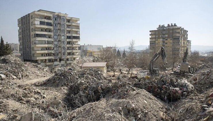Ebrar Sitesi’ni imara açanlar ‘asli kusurlu’ tespit edilmişti: İmar planlarına Belediye Meclisi onay vermiş!