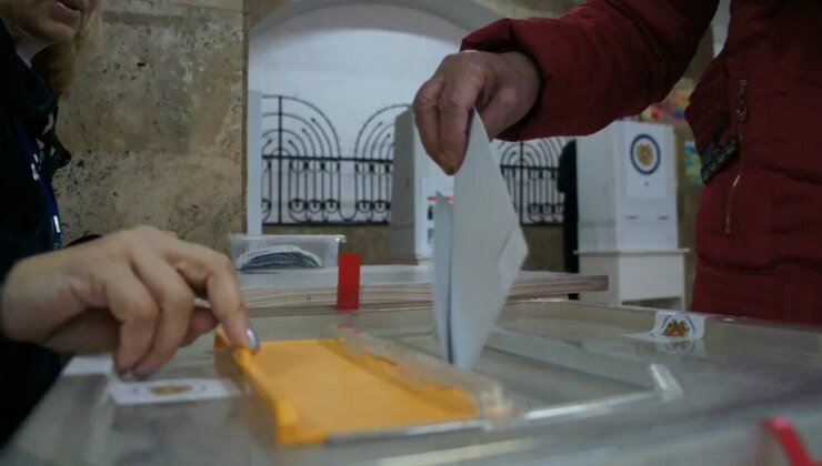Ermenistan’da oy verme işlemi sona erdi: Katılım oranı yüzde 48.92