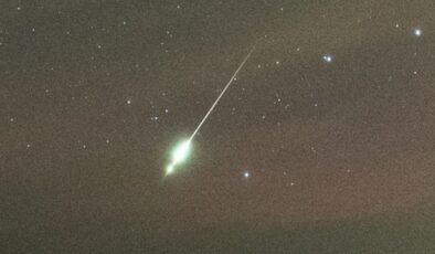 Gökyüzündeki patlama Amerkalıları korkuttu: Kaynağı meteor çıktı
