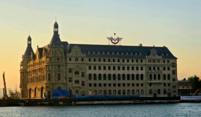 Haydarpaşa Garı’nda 3 cephede restorasyon bitti