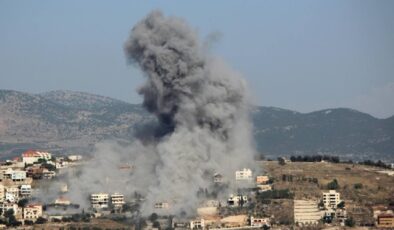 İsrail savaş uçakları, Lübnan’ın güneyindeki beldeleri bombalıyor