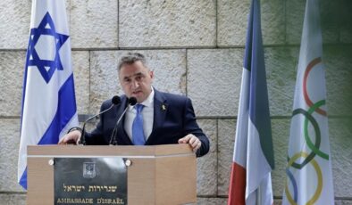 İsrail’in Paris Büyükelçisi için sınır dışı talebi