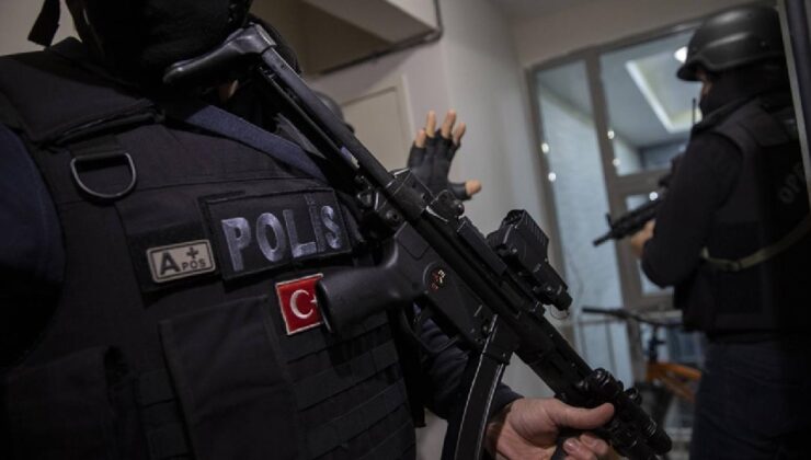 İstanbul’da IŞİD operasyonu: Sosyal medyada El Kaide paylaşımları yapmışlar!