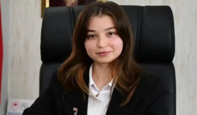 Kemalistlere hakaret eden Rümeysa Eker hakkında suç duyurusu