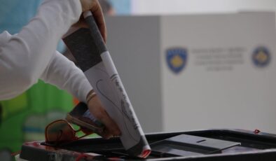Kosova’da erken genel seçim: Oy kullanma işlemi başladı