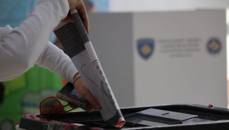 Kosova’da erken genel seçim: Oy kullanma işlemi başladı