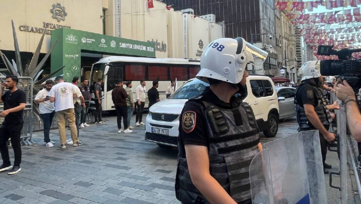 Öğretmenlerin Taksim eylemine polis müdahalesi: Gözaltılar var