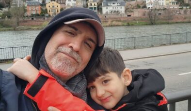 Özcan Deniz’in gurur günü! Oğlu Kuzey mezun oldu