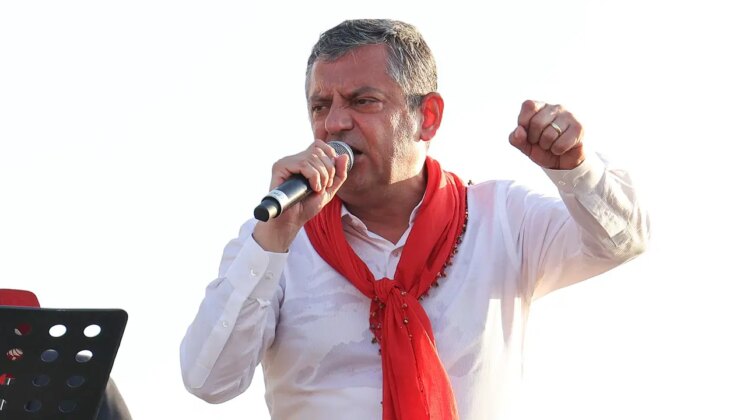 Özgür Özel’den dikkat çeken paylaşım: ‘Türkiye’de yeni bir yol açıyoruz’