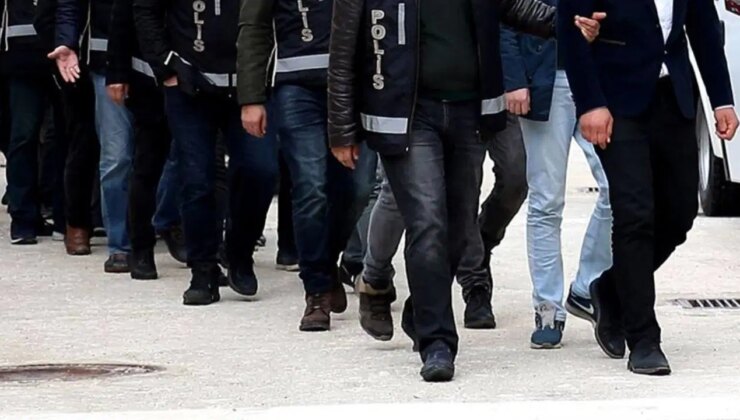 ‘Şapkalılar’ suç örgütüne 5 ilde operasyon: Üç avukat da gözaltına alındı