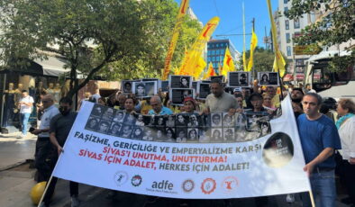 Sivas Katliamı’nda yaşamını yitiren 33 kişi 33’üncü yılında anıldı
