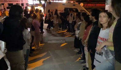Son Dakika… Açlık grevine giren iki öğretmen hastaneye kaldırıldı