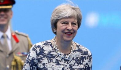 Theresa May, Angela Merkel ile buluştu