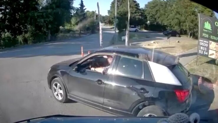 Trafikte savcı ve minibüs şoförü arasında kavga: Soruşturma başlatıldı