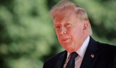 Trump’ın İran savaşının başı ve sonundaki halleri gündem oldu