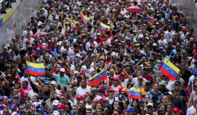 Venezuela’da seçim restleşmesi: Hükümet müzakereye kapıyı kapattı
