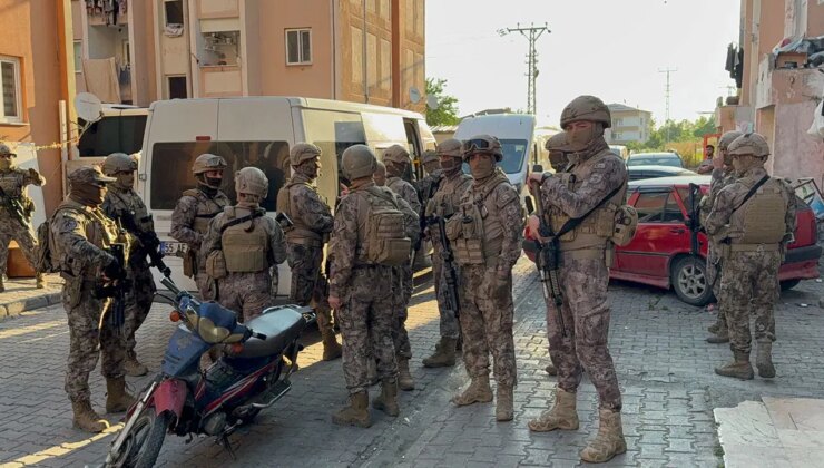 ‘Yasa dışı’ bahis şebekesine şafak baskını: 67 gözaltı