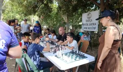 Yüzlerce çocuk hem eğlendi hem öğrendi