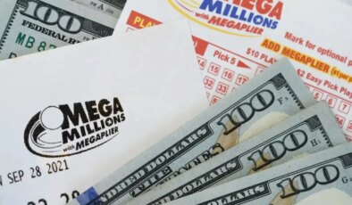 5 dolarlık biletle 800 milyon dolarlık servet sahibi oldu