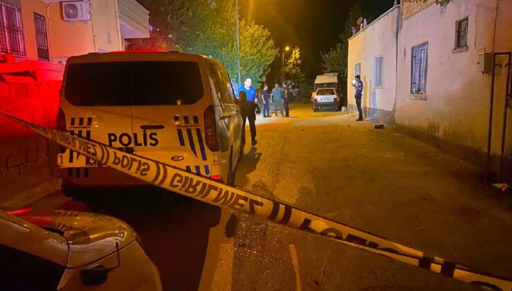 Adana’da silahlı kavga… Birbirlerine kurşun yağdırdılar: Yaralılar var