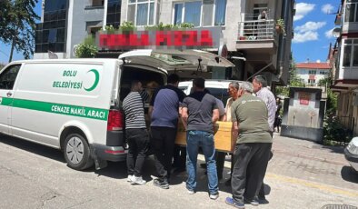 Ağaçtan düşüp hastaneden taburcu olduktan 1 gün sonra evinde ölü bulundu