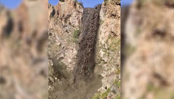 Ağrı Dağı’nda yamaçlardan çamur şelalesi aktı