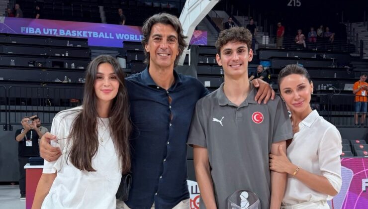 Ailece Yunanistan’a gitmişlerdi! Demet Şener ve İbrahim Kutluay’dan tatil pozları