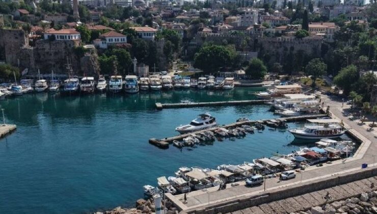 Antalya’nın tarihi Kaleiçi Limanı için kruvaziyer projesi gündemde