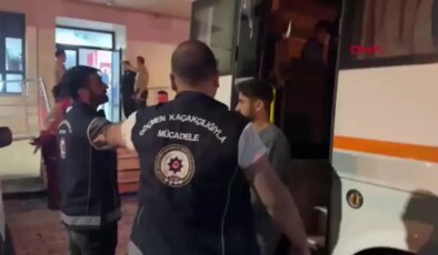 Artvin’de 56 göçmen yakalandı: 3 şüpheliye işlem yapıldı