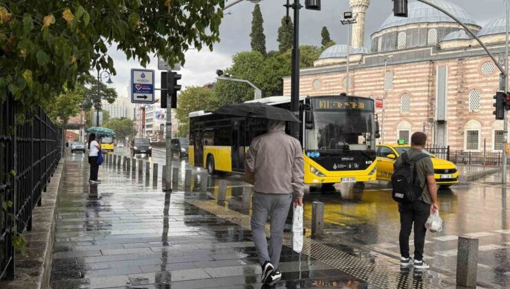 Beşiktaş’ta sağanak etkili oluyor