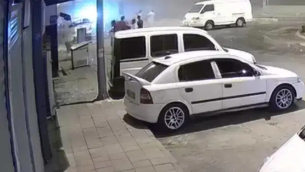 Can kayıpları vardı… Tekirdağ’da apartman dairesindeki patlama anı kamerada