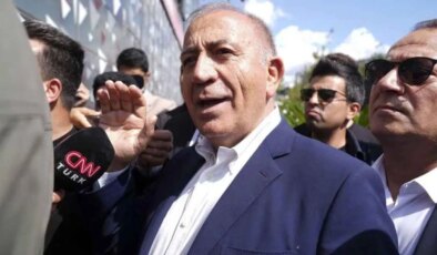 CHP’ye atanan Gürsel Tekin duyurdu: 7 ilçe başkanı ve yönetimi görevden alındı!