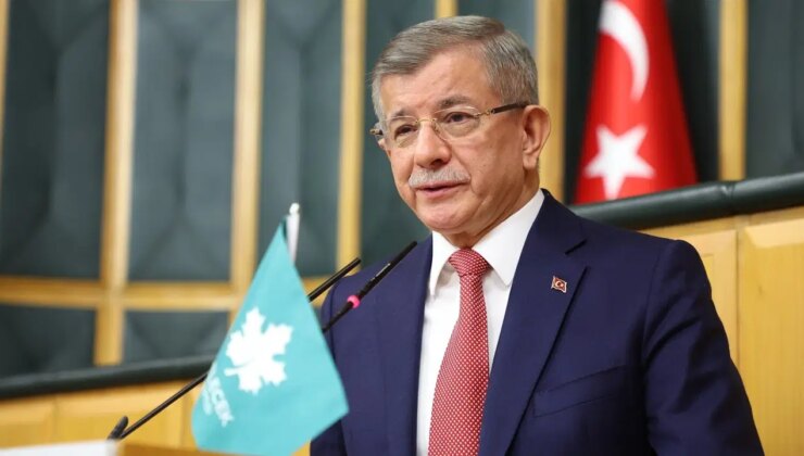 Dikkat çeken iddia: ‘Ahmet Davutoğlu siyaseti bırakıyor’