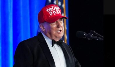 Donald Trump dördüncü kez başkanlığa aday olacağını duyurdu