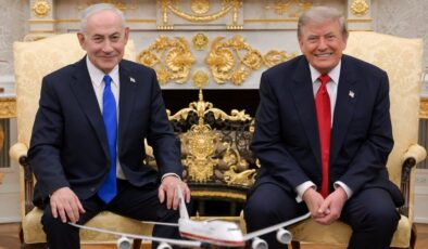 Donald Trump ile Binyamin Netanyahu İran gündemiyle Beyaz Saray’da buluştu
