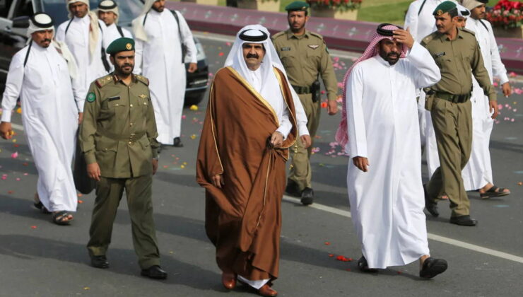 Eski Katar Emiri Şeyh Hamad bin Halife Al Sani 74 yaşında öldü