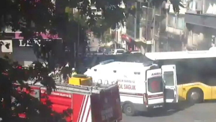 Fatih’te feci kaza: Ambulans devrildi, yaralılar var