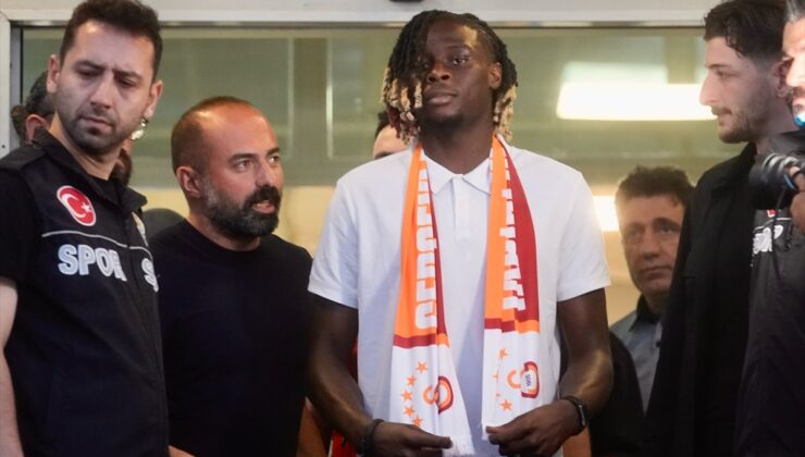 Galatasaray’ın transfer görüşmelerinde bulunduğu Lesley Ugochukwu, İstanbul’a geldi