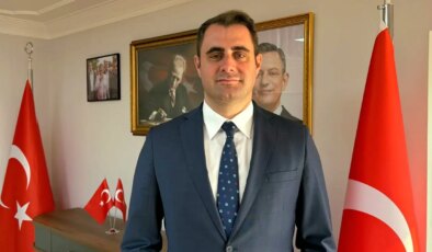 ‘Halkın çağrısına kulak verdik’ dedi, CHP’den istifa etti
