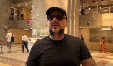 Hayko Cepkin, ‘Ahbaplar’ Soruşturması Kapsamında Adliyede Gazetecilere Tepki Gösterdi