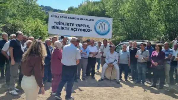 Hem yolu hem de açılışını kendileri yaptı