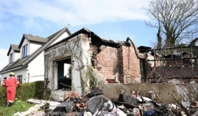 İngiltere’de mirastan dışlandığını sanan adam, aile evini havaya uçurdu