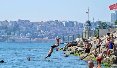 İstanbul Valiliği ‘en sıcak gün’ diyerek uyardı: Bu saatlerde dışarı çıkmayın!